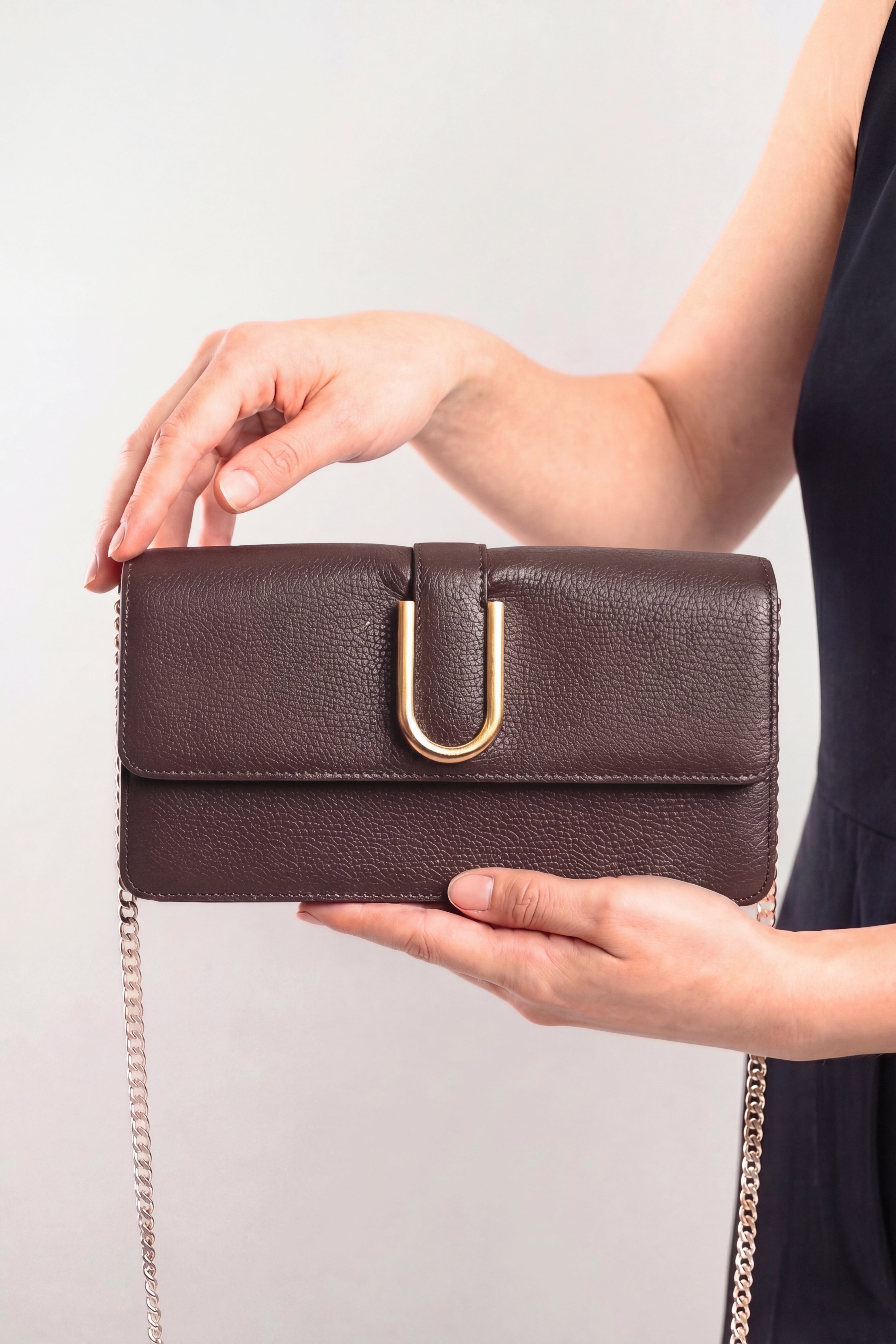 Ivory Halo Clutches Bag