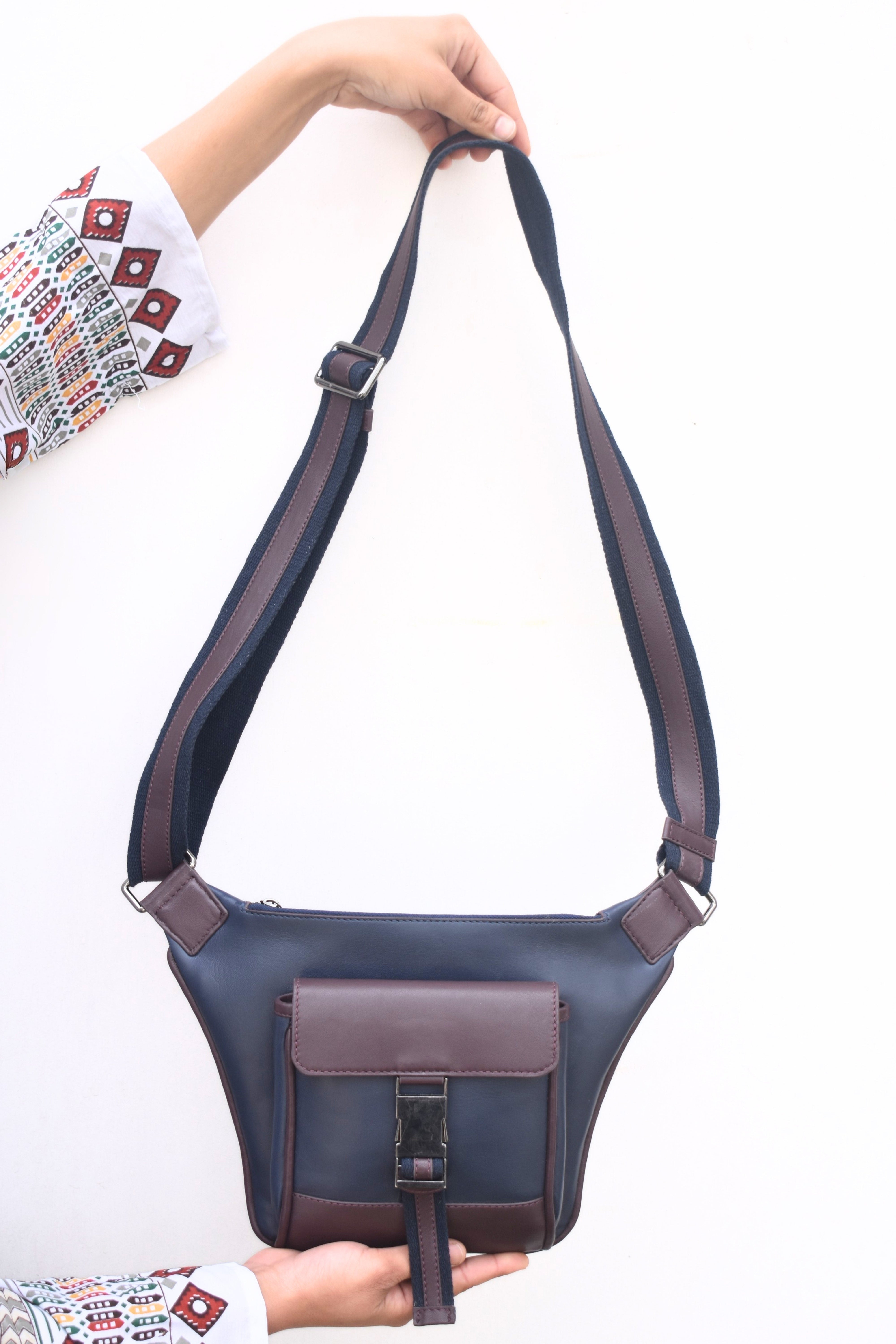Sophisticated Leather Crossbody Bag