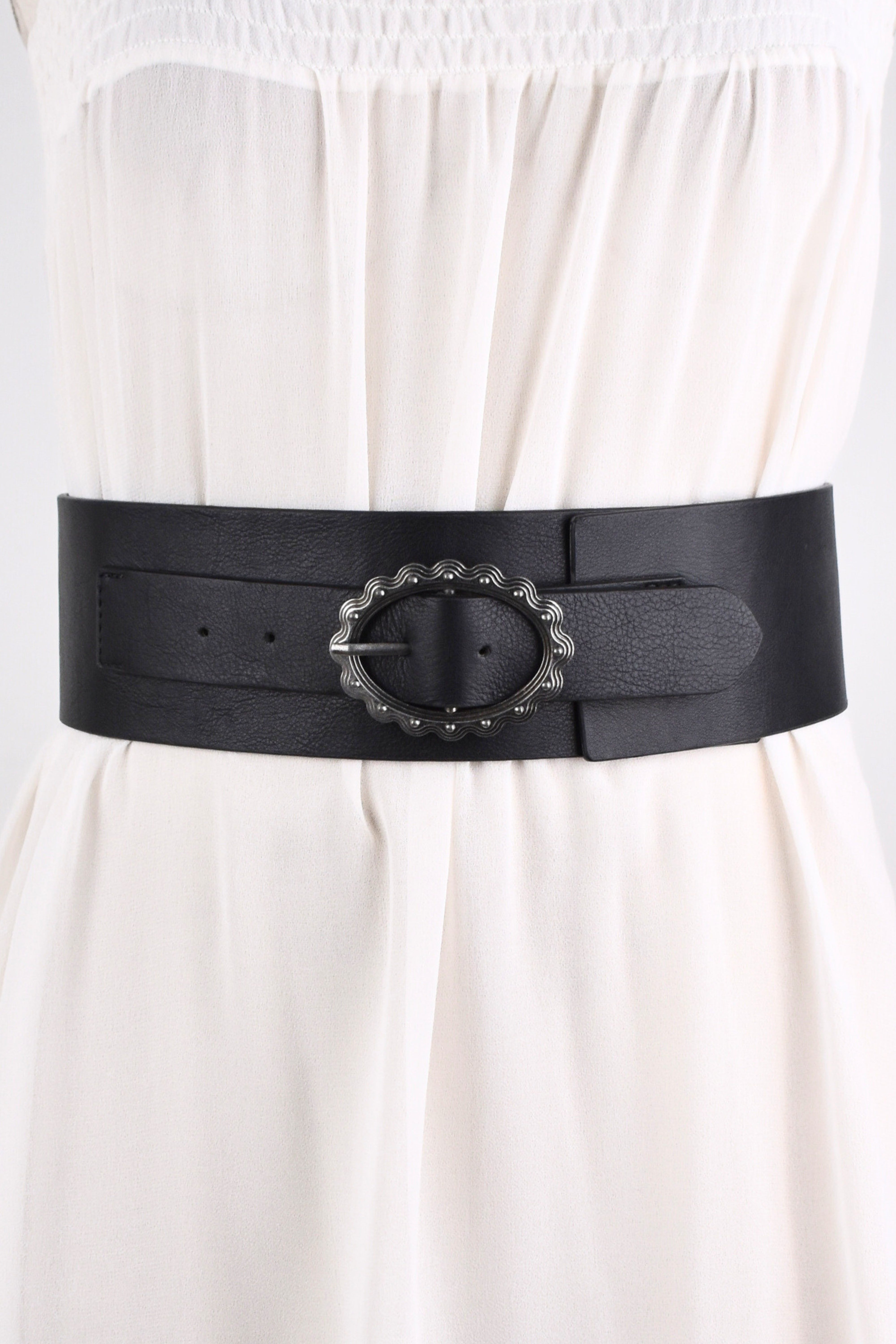Noir Luna Vintage Buckle Waist Belt
