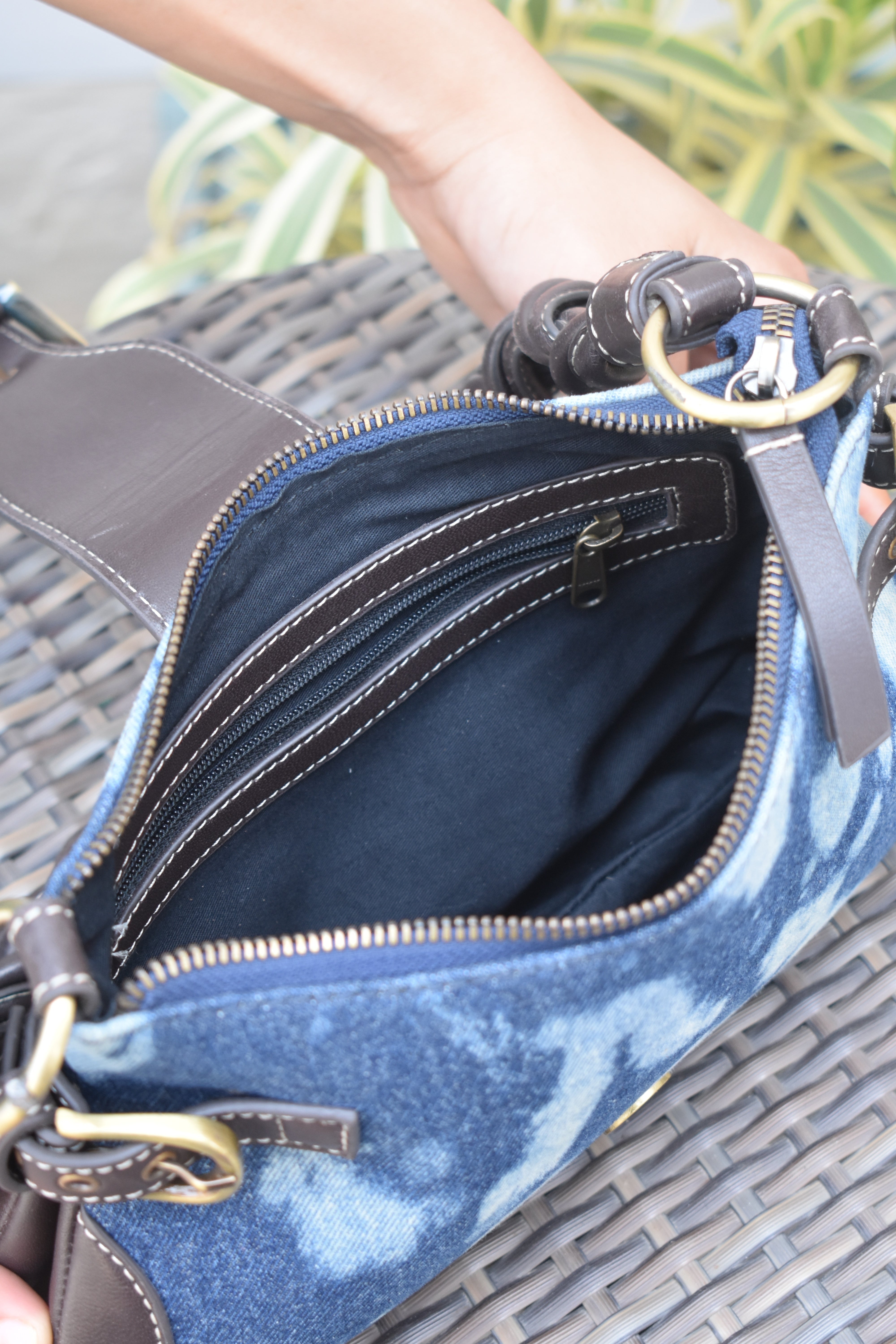 Indi Grain Leather Bag