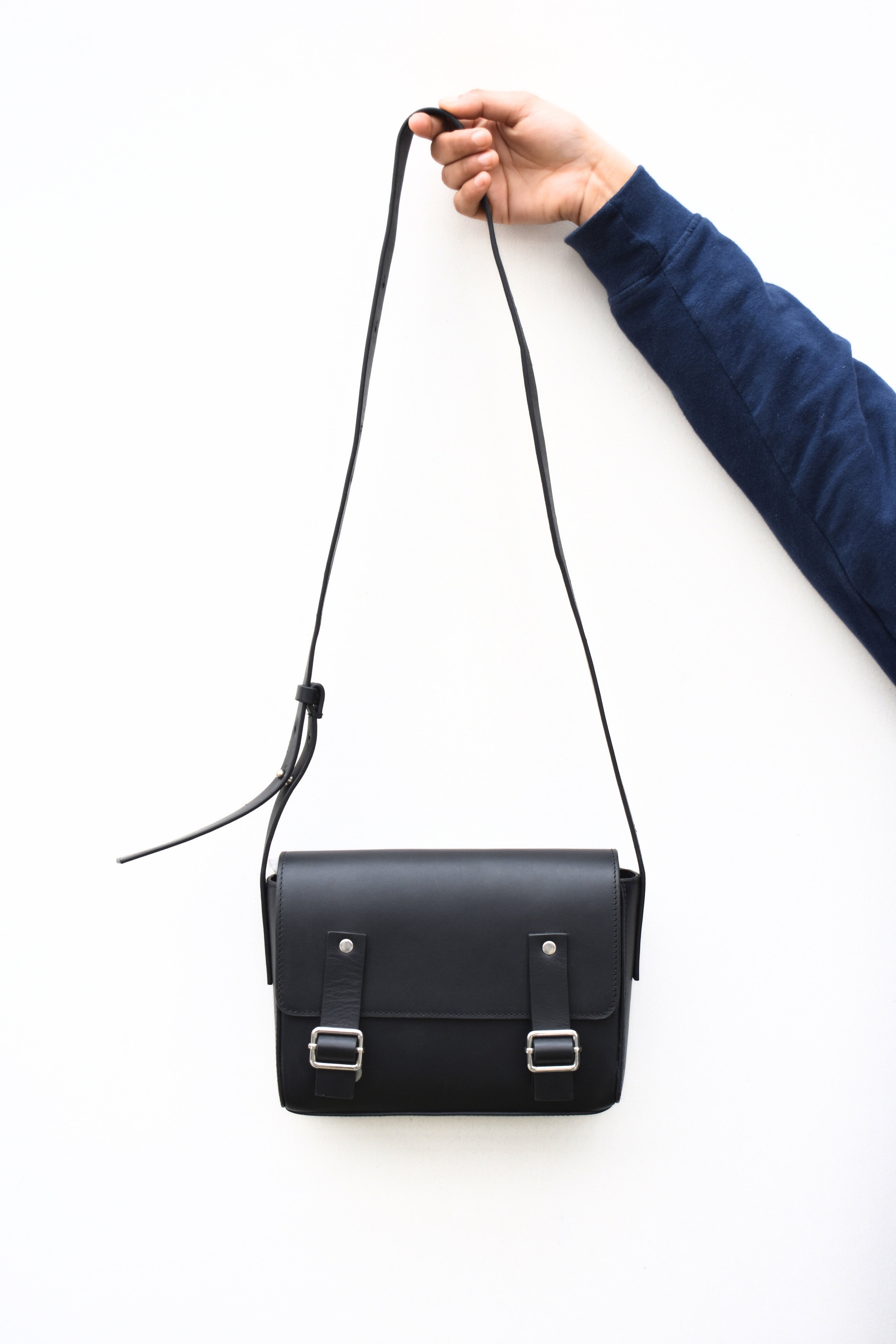 Jetlock Leather Messenger Bag