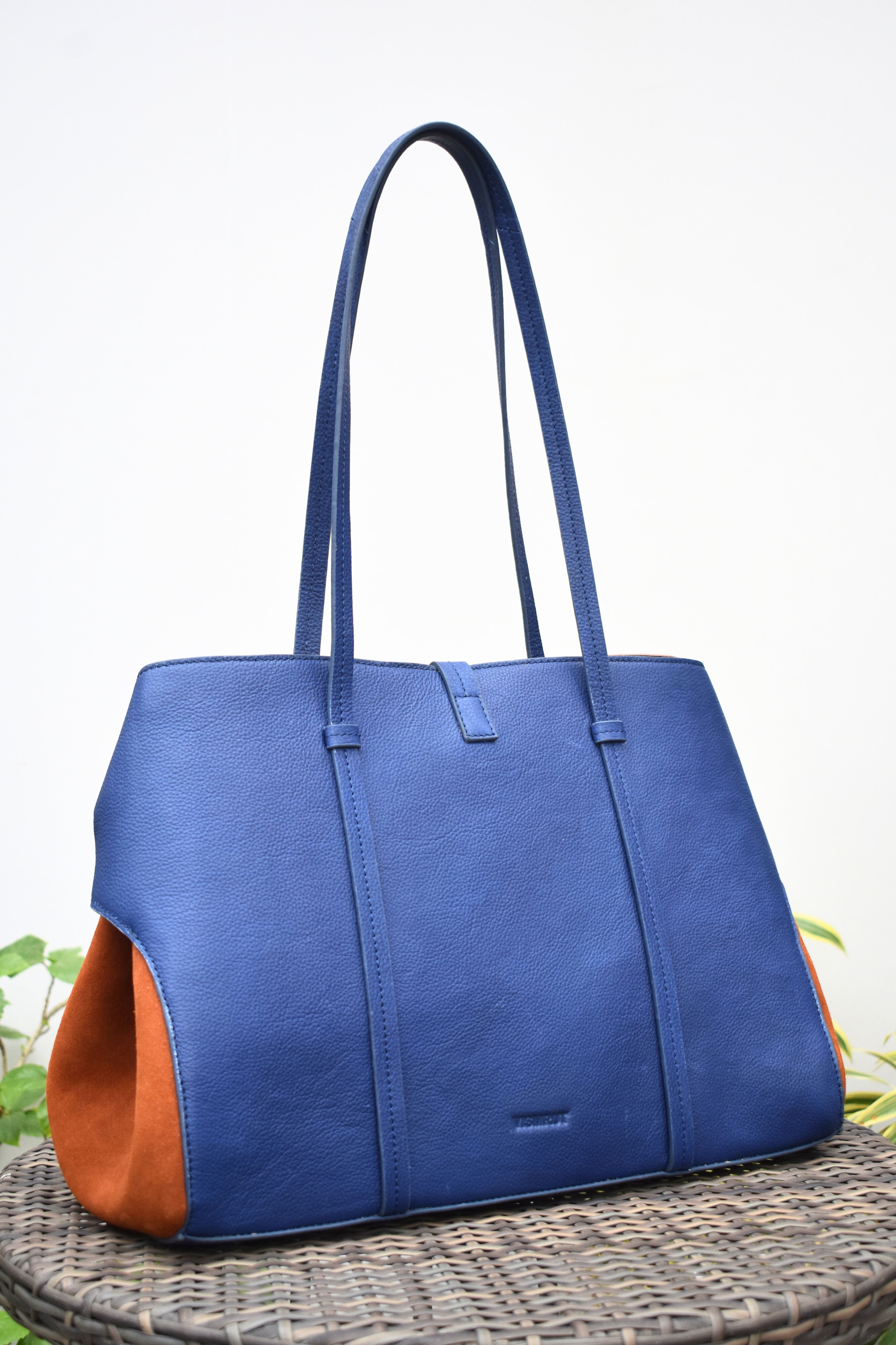 Azure Luxe Tote – Expanded Edition