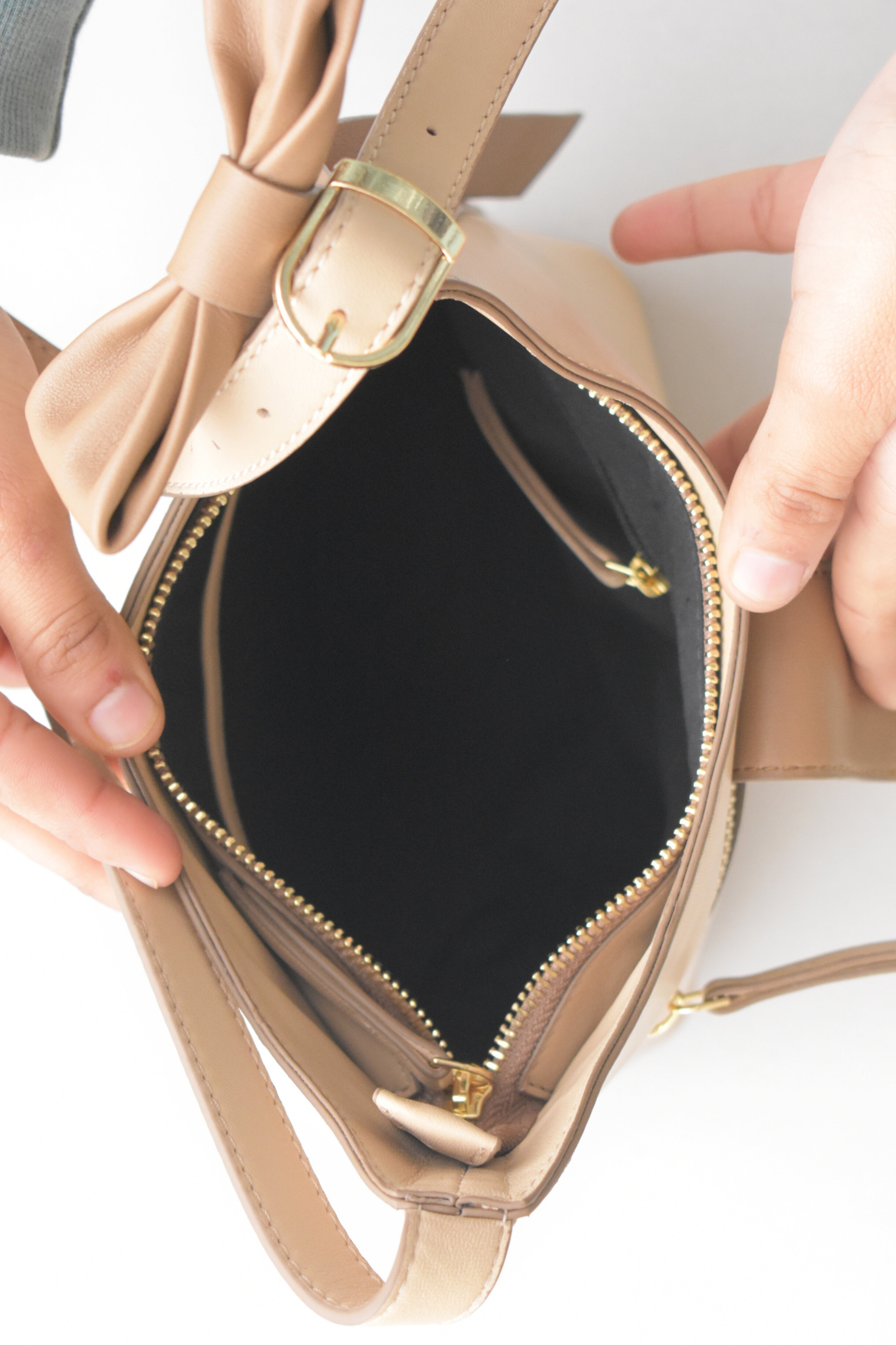 Urban Luxe Leather Bag