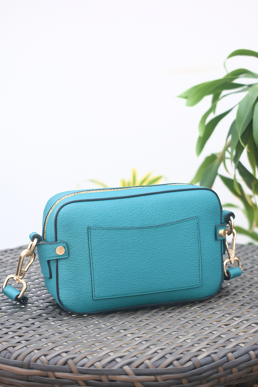 Truffle Noir Leather Bag