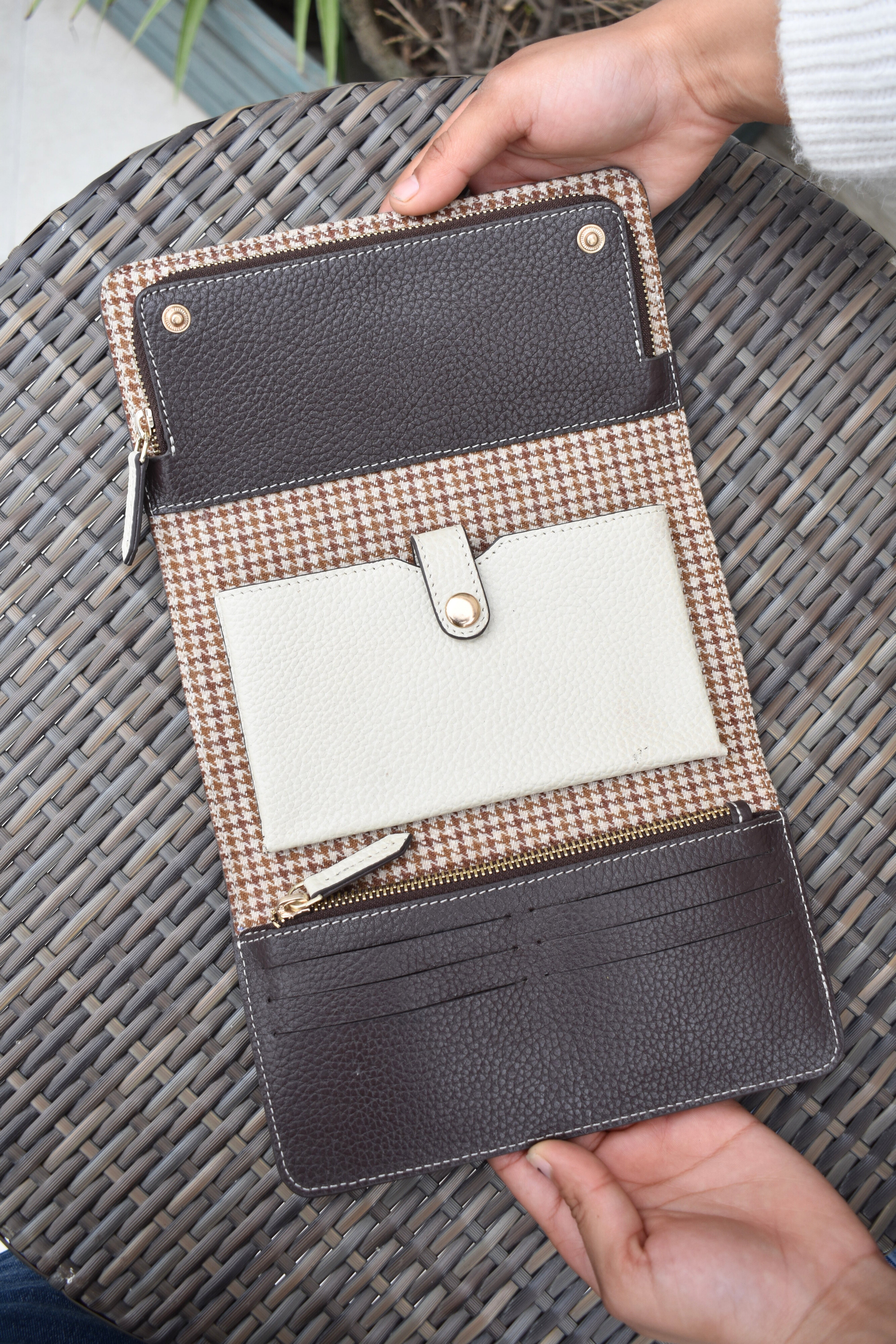 Velinette Leather Clucth