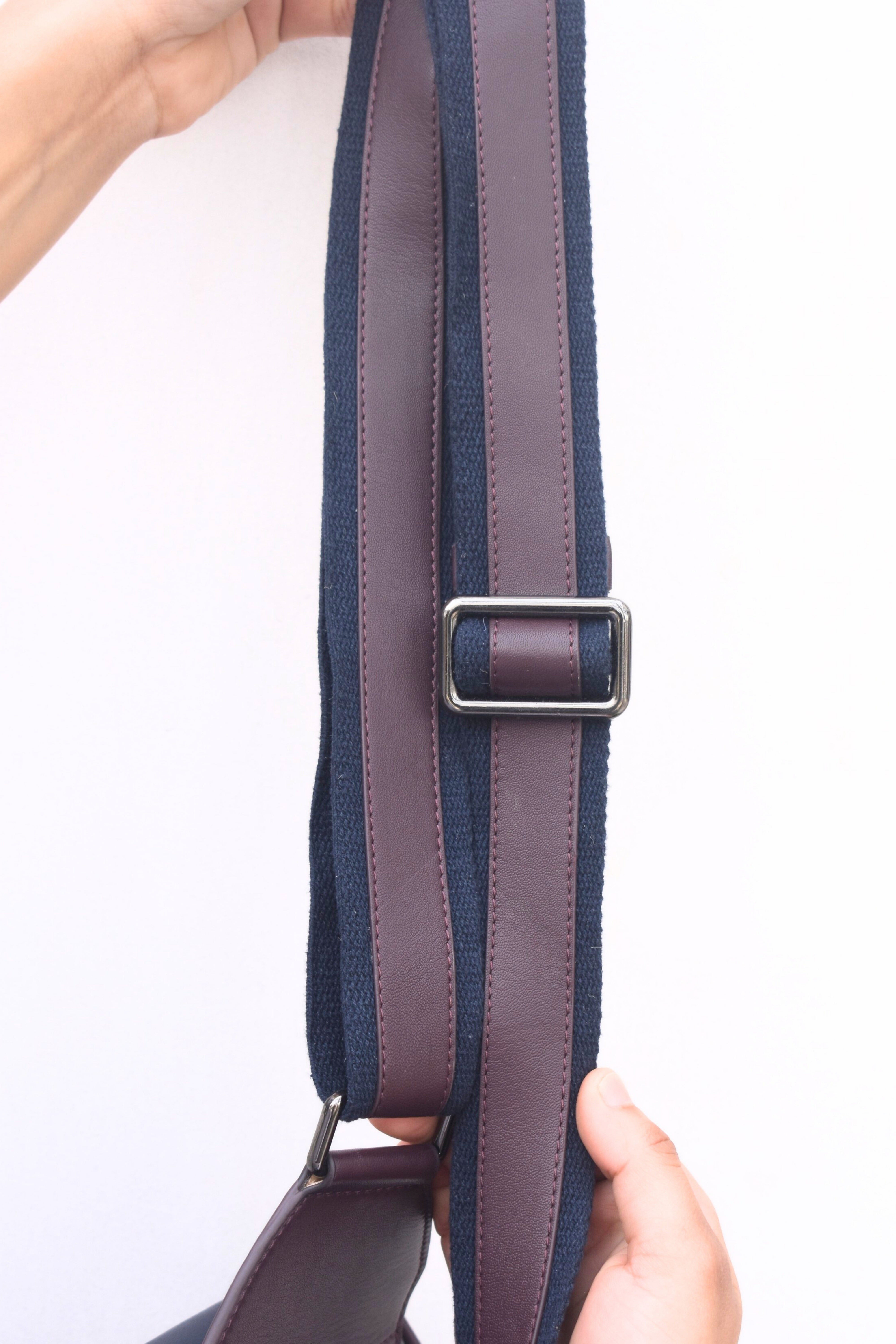 Elegant Leather Crossbody Sling Bag