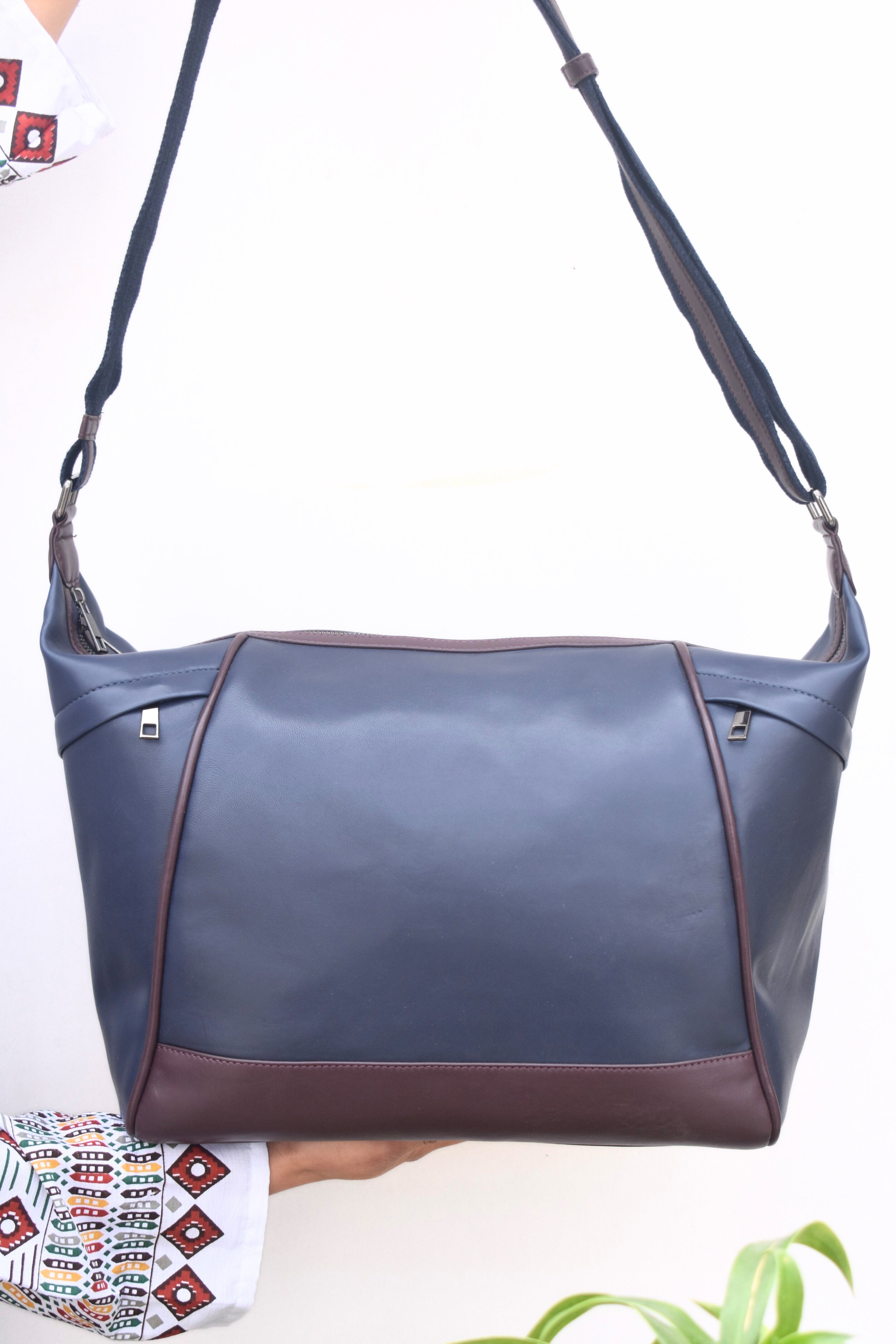 Elegant Leather Duffle Bag