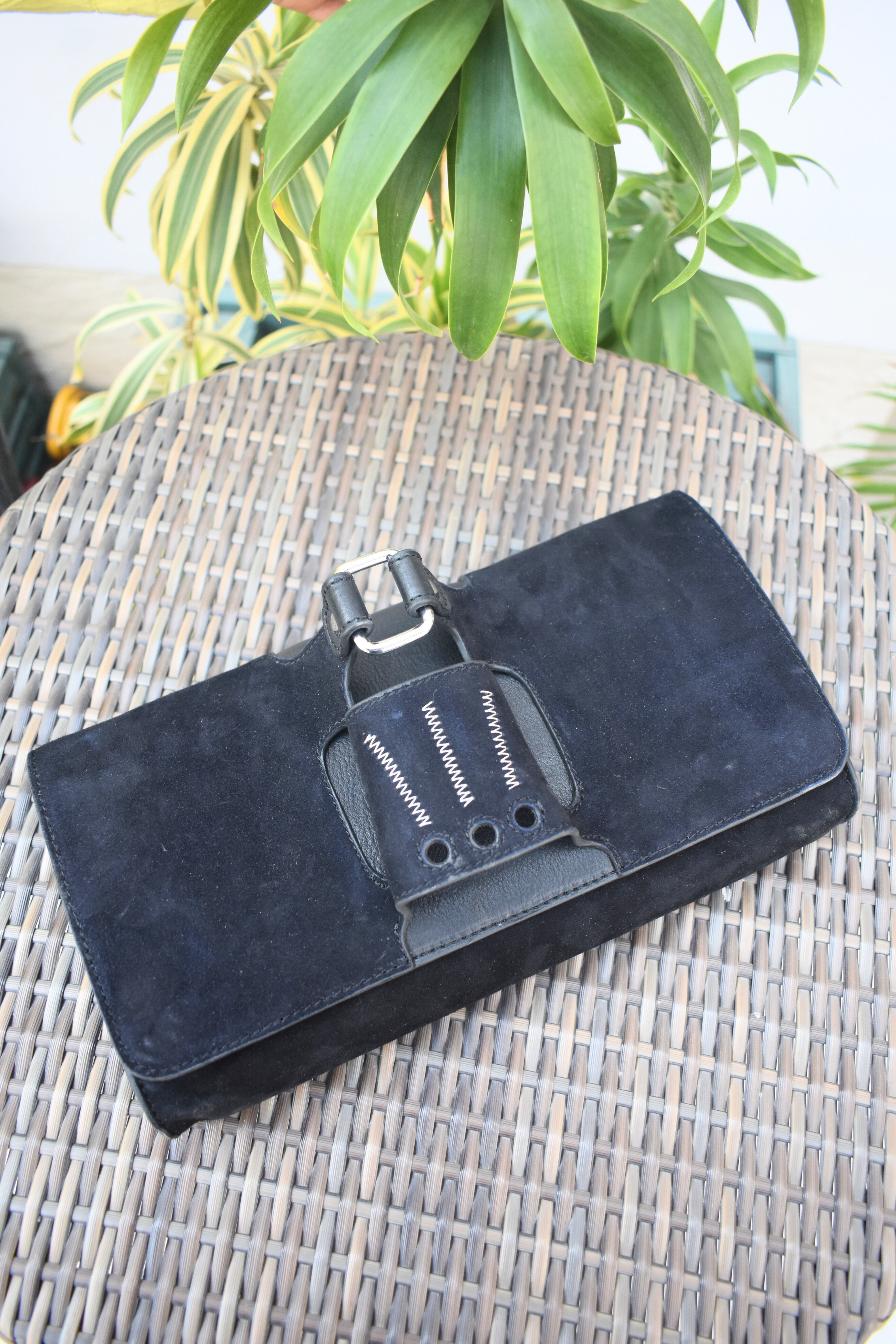 Coalmark in Suede Leather