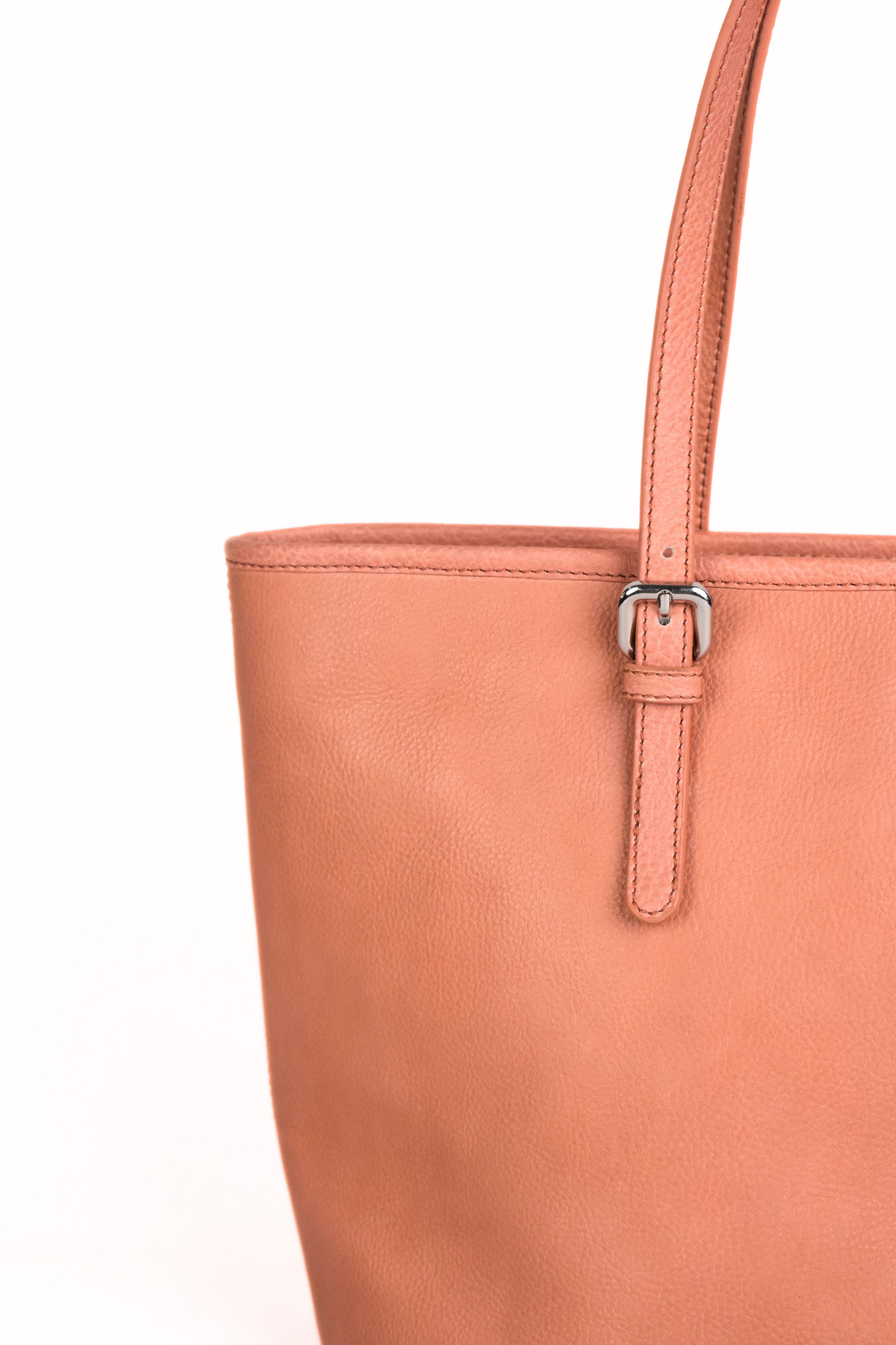 Noir Tote Bag