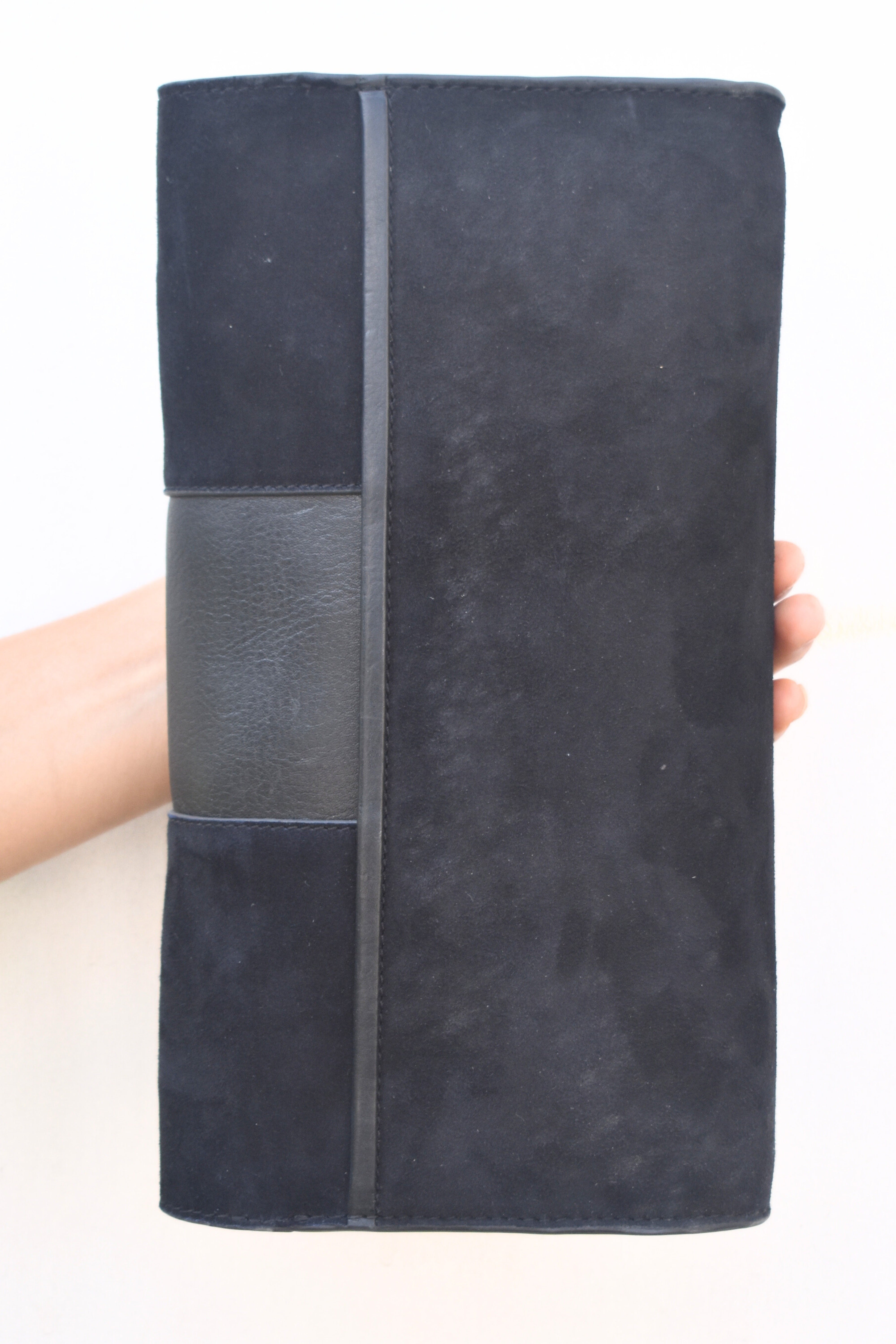 Coalmark in Suede Leather