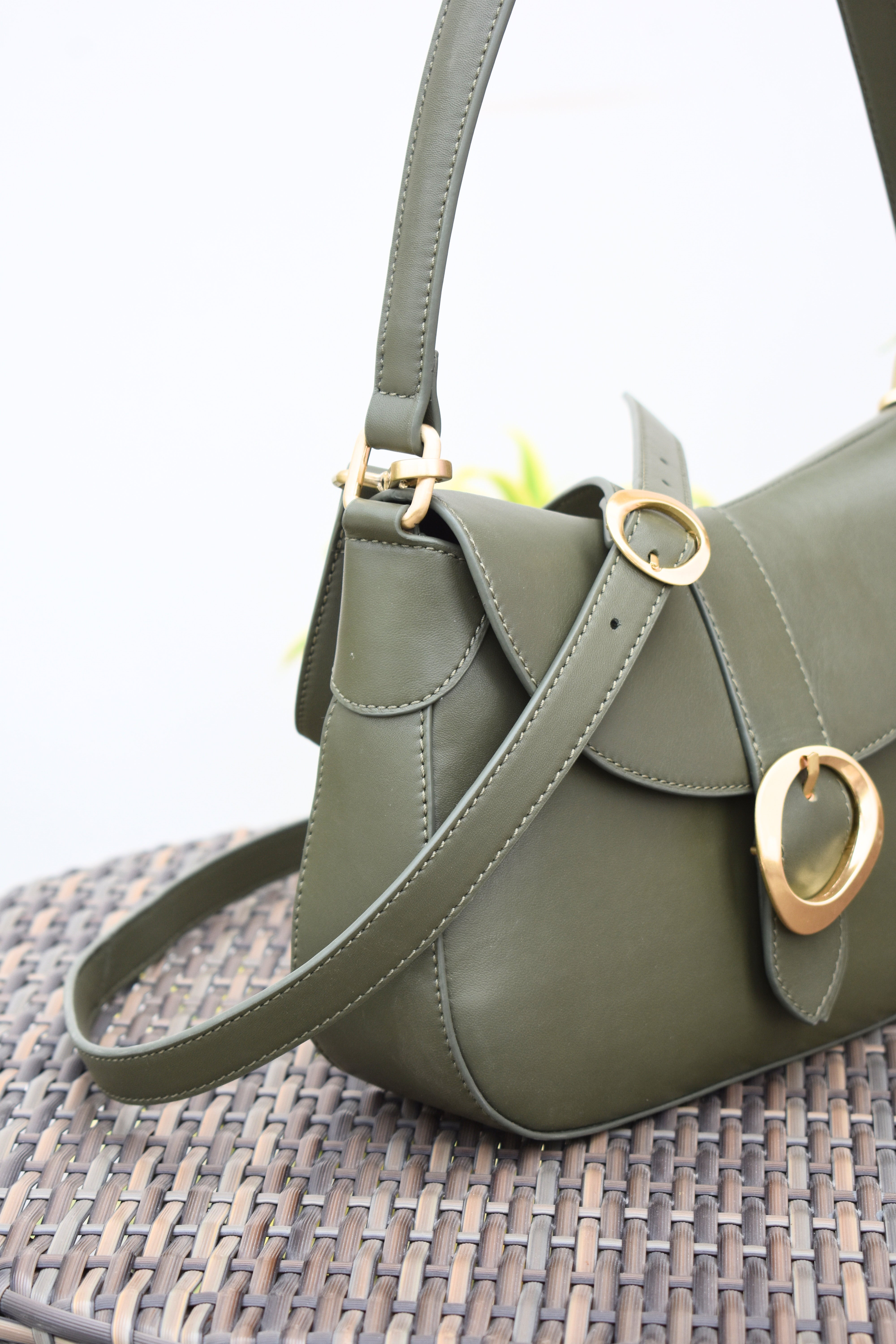 Verdant Bloom Shoulder Bag