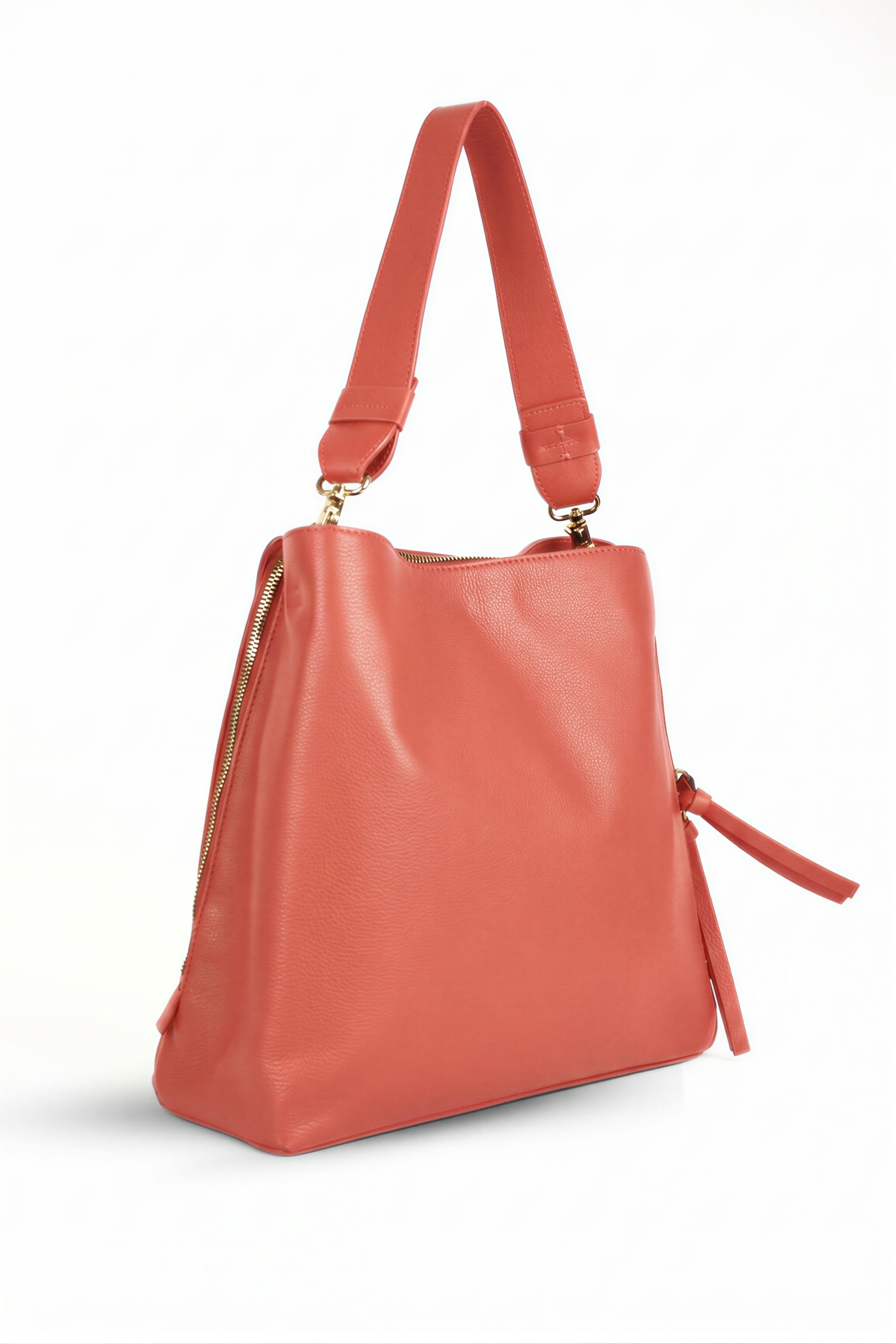 Elara Shoulder Bag
