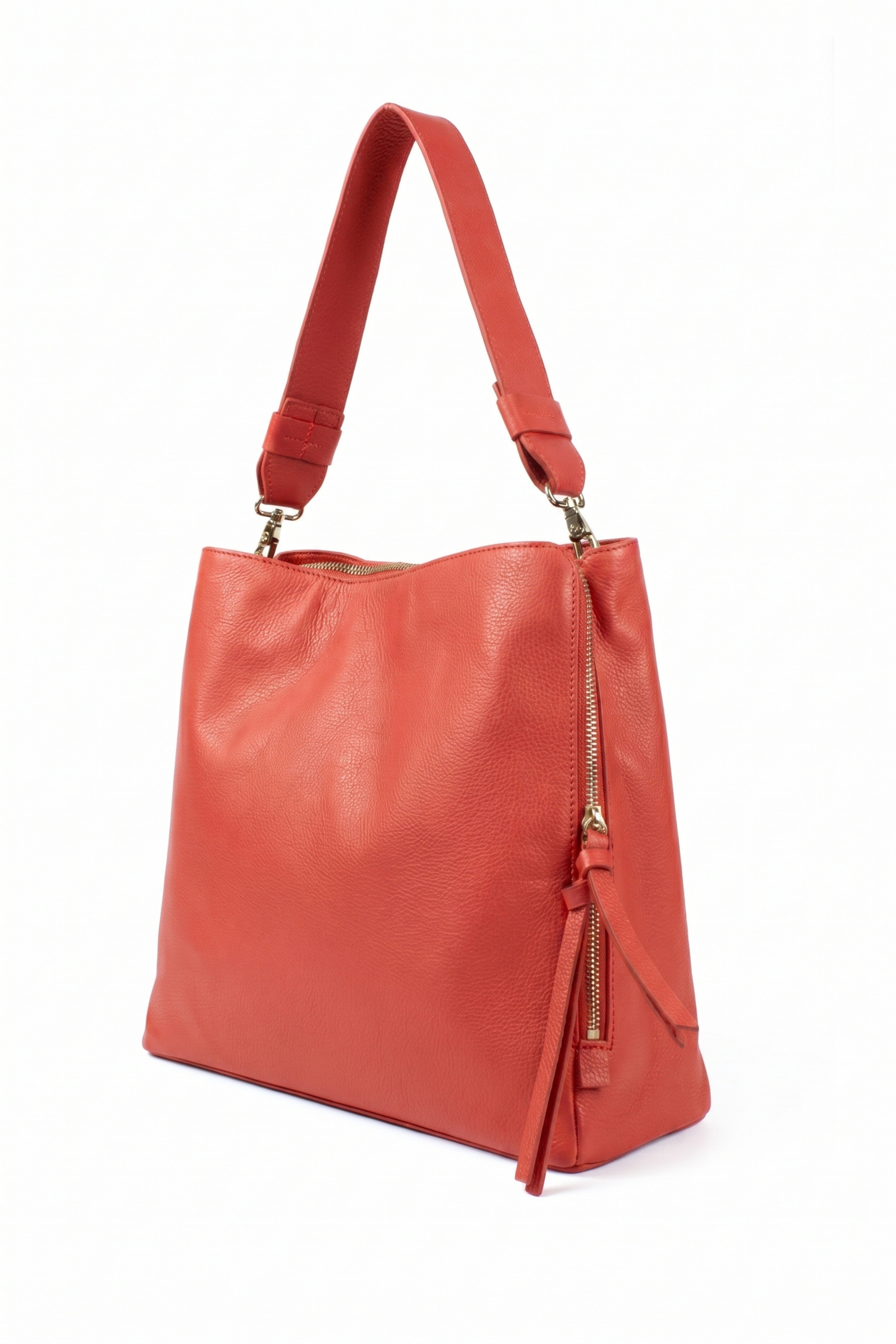 Elara Shoulder Bag