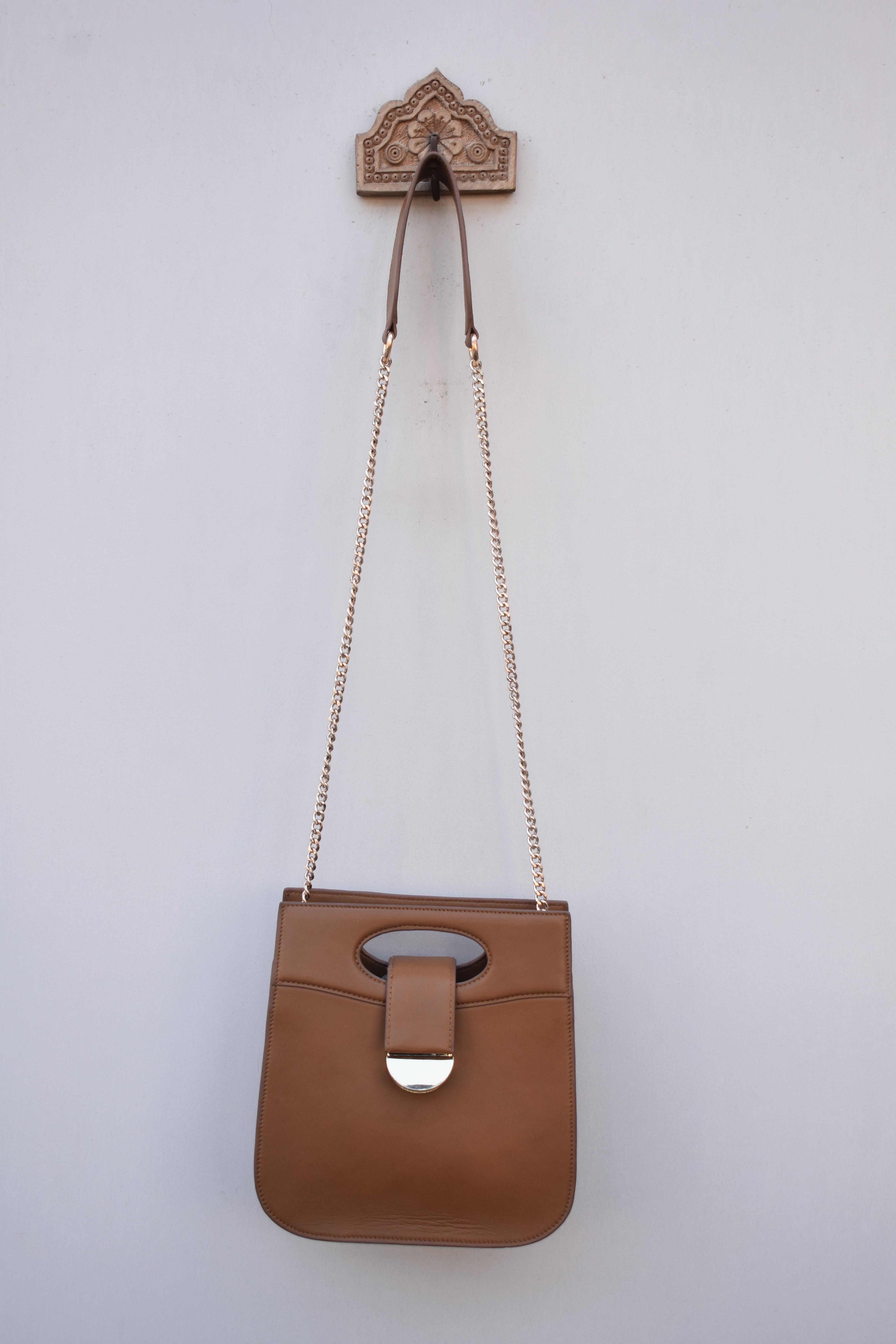 Regal Chain Leather Handbag